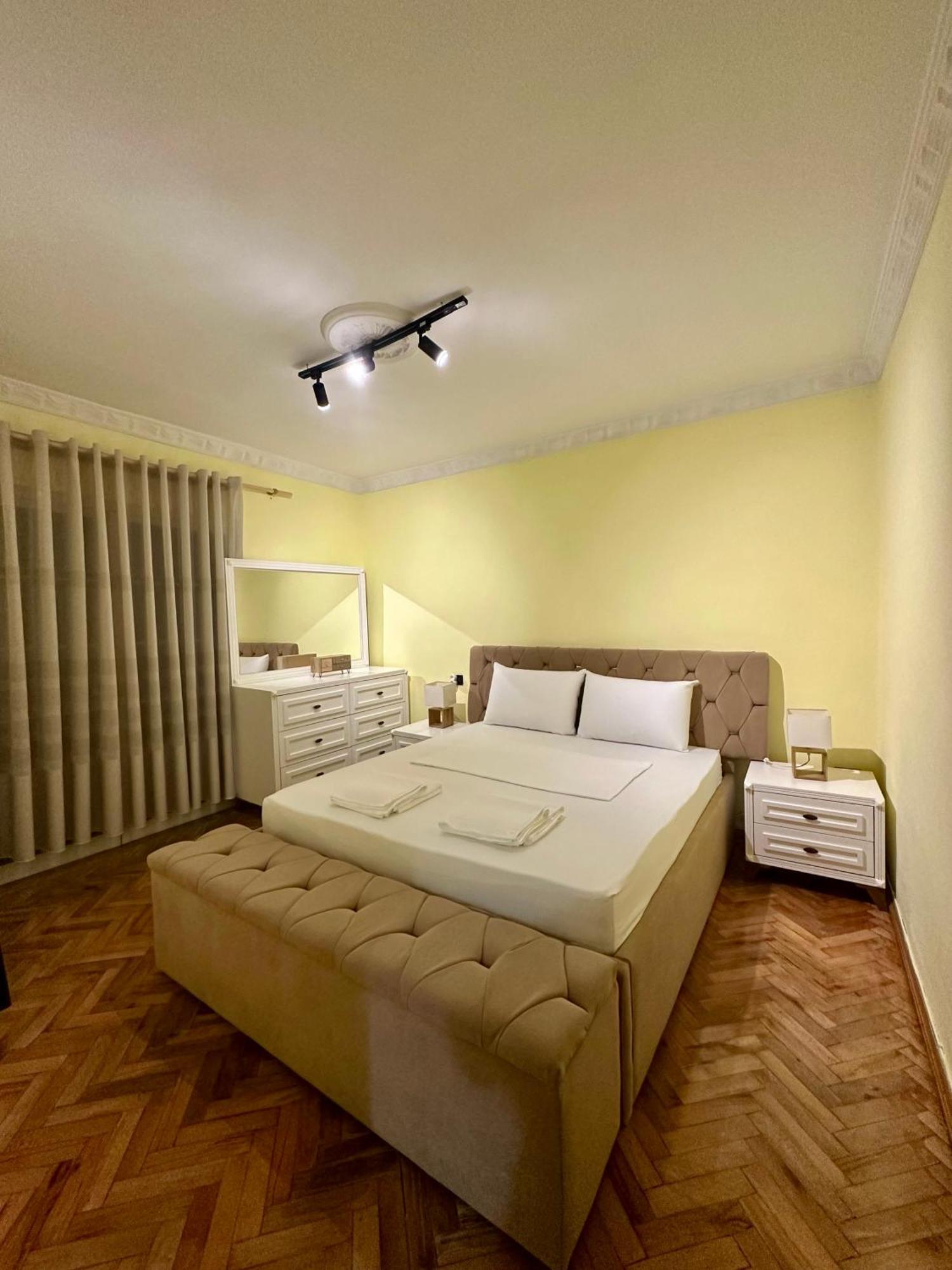 Apartament Fun House Serenity Tirana Zewnętrze zdjęcie